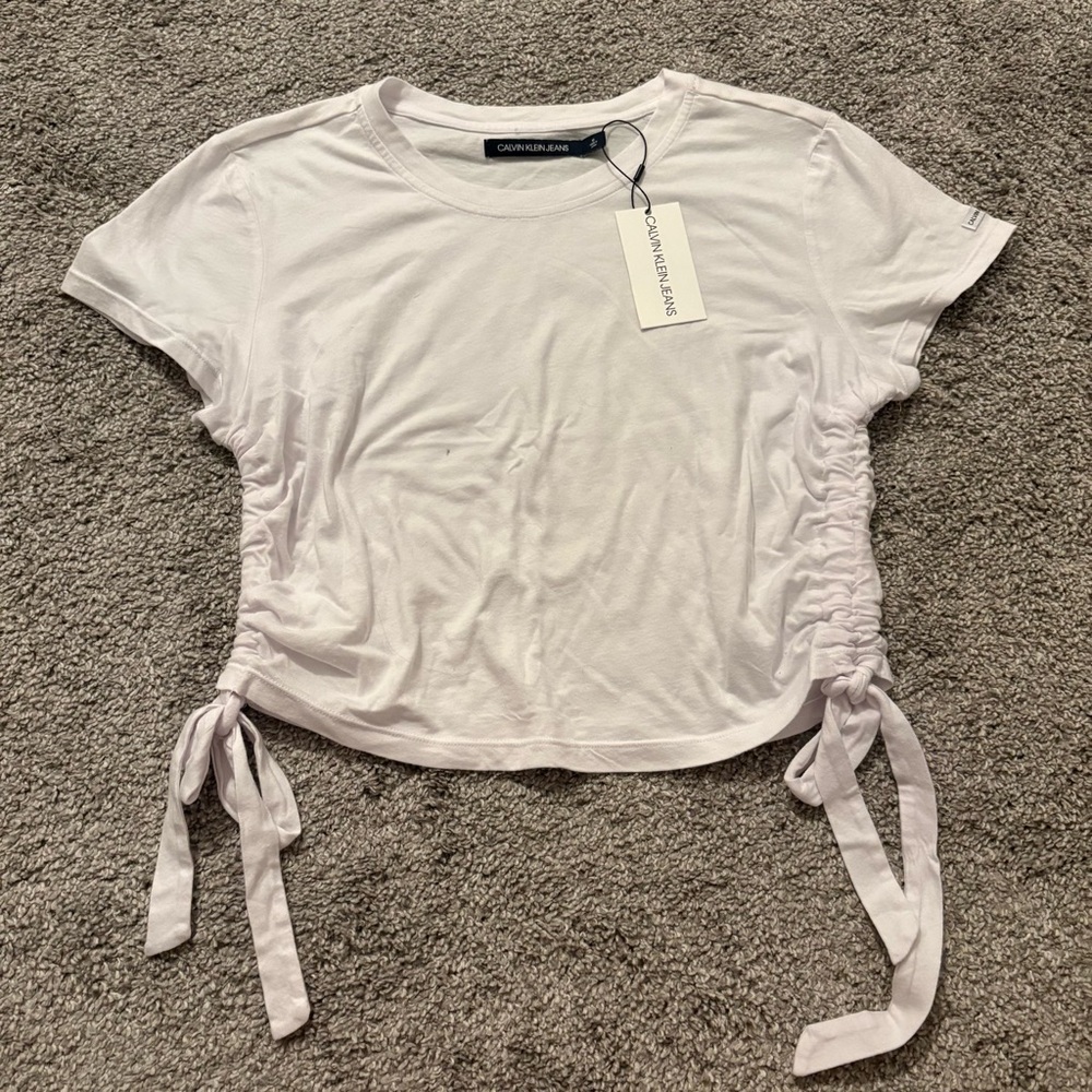 Calvin Klein Jeans Women's White Side-Tie Crop Tee